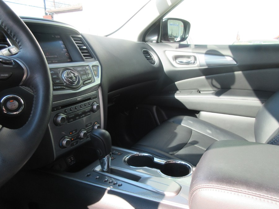 2018 Nissan Pathfinder FWD SL, available for sale in Linden, New Jersey | Route 27 Auto Mall. Linden, New Jersey 2018 Nissan Pathfinder FWD SL, available for sale in Linden, New Jersey | Route 27 Auto Mall. Linden, New Jersey