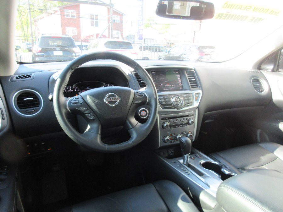 2018 Nissan Pathfinder FWD SL, available for sale in Linden, New Jersey | Route 27 Auto Mall. Linden, New Jersey 2018 Nissan Pathfinder FWD SL, available for sale in Linden, New Jersey | Route 27 Auto Mall. Linden, New Jersey