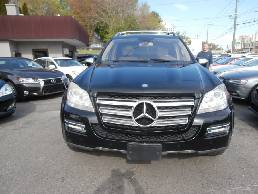 2010 Mercedes-Benz GL-Class 4MATIC 4dr GL 550, available for sale in Waterbury, Connecticut | Jim Juliani Motors. Waterbury, Connecticut
