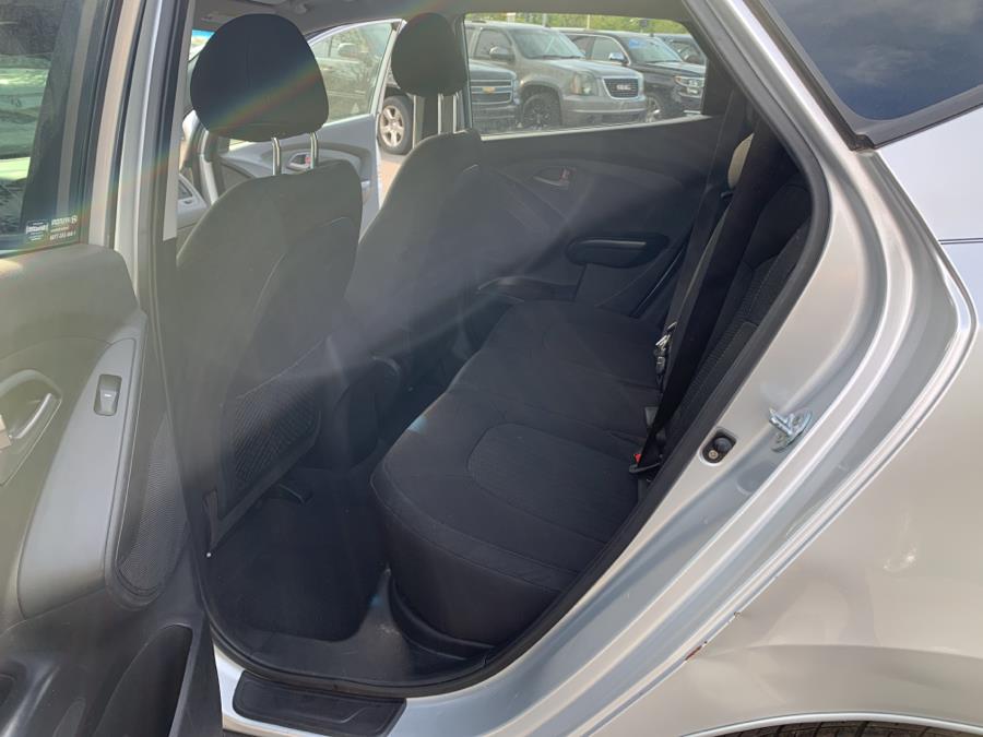 2014 Hyundai Tucson AWD 4dr GLS, available for sale in Inwood, New York | 5 Towns Drive. Inwood, New York 2014 Hyundai Tucson AWD 4dr GLS, available for sale in Inwood, New York | 5 Towns Drive. Inwood, New York