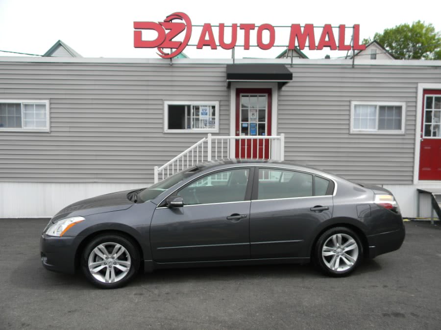 2012 Nissan Altima 4dr Sdn V6 CVT 3.5 SR, available for sale in Paterson, New Jersey | DZ Automall. Paterson, New Jersey
