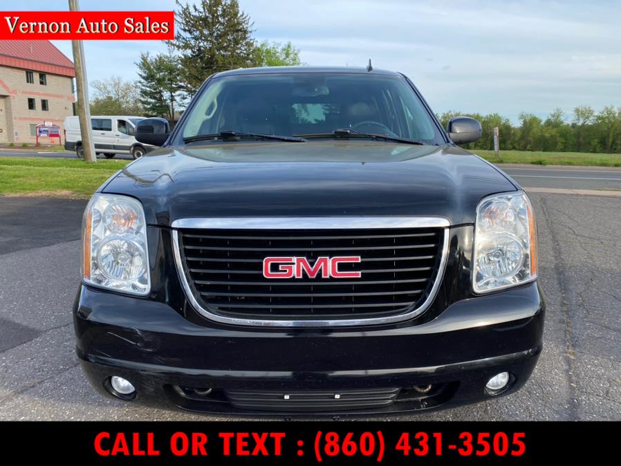2011 GMC Yukon XL SLT 4WD 4dr 1500 SLT, available for sale in Manchester, Connecticut | Vernon Auto Sale & Service. Manchester, Connecticut 2011 GMC Yukon XL SLT 4WD 4dr 1500 SLT, available for sale in Manchester, Connecticut | Vernon Auto Sale & Service. Manchester, Connecticut