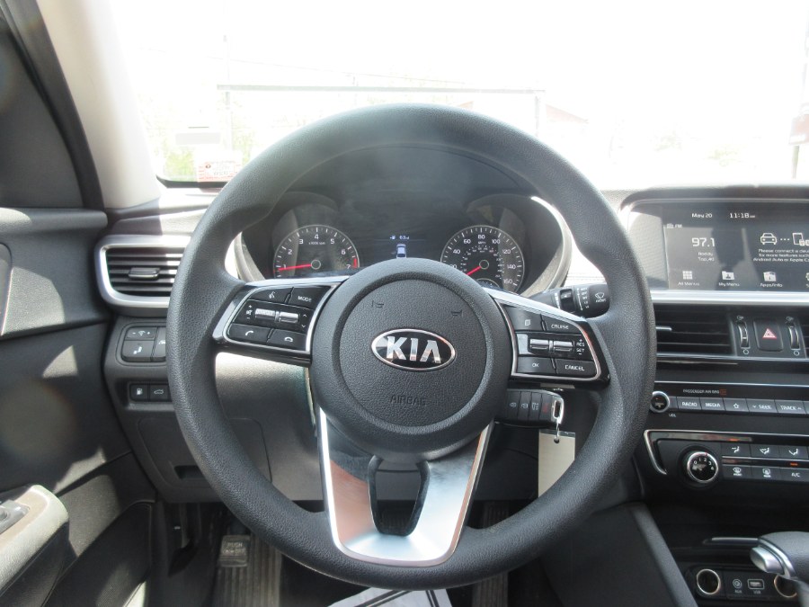 The 2019 Kia Optima LX Auto