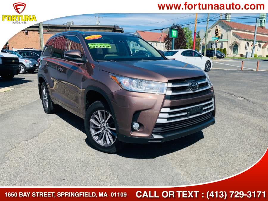 2017 Toyota Highlander AWD 4dr V6 XLE (Natl), available for sale in Springfield, Massachusetts | Fortuna Auto Sales Inc.. Springfield, Massachusetts