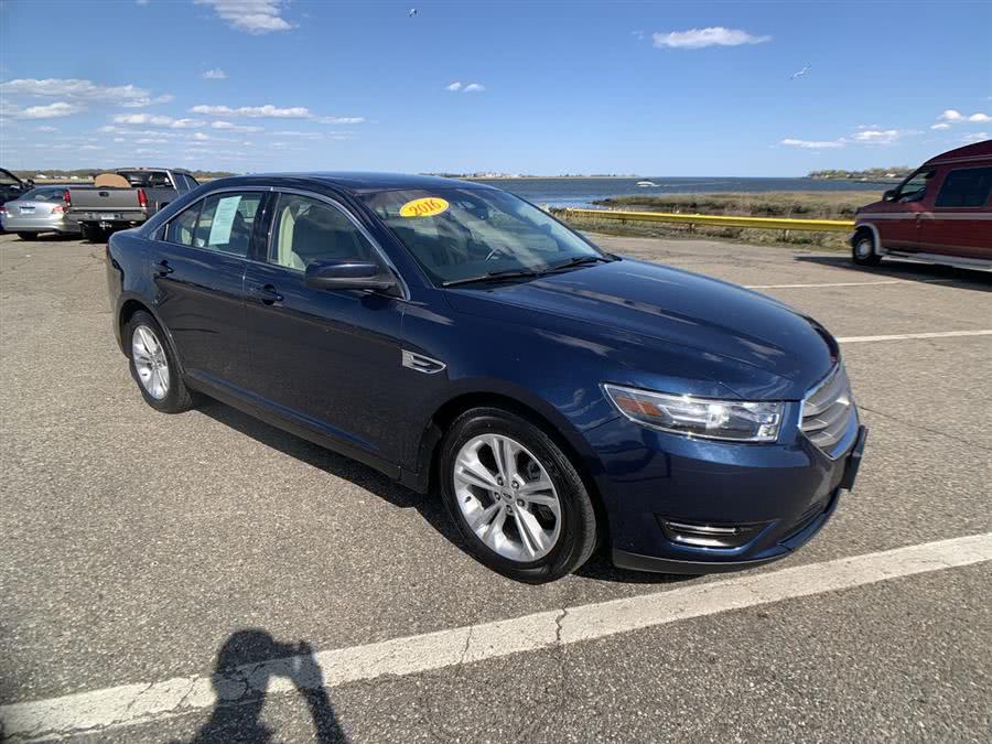 2016 Ford Taurus 4dr Sdn SEL AWD, available for sale in Stratford, Connecticut | Wiz Leasing Inc. Stratford, Connecticut
