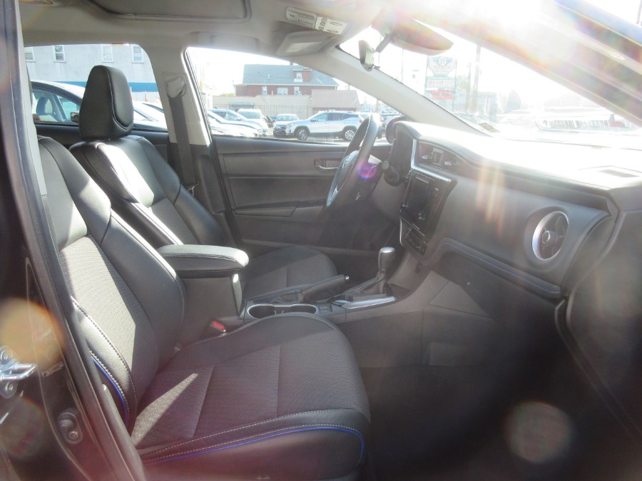 Used Toyota Corolla LE CVT (Natl) 2017 | Route 27 Auto Mall. Linden, New Jersey Used Toyota Corolla LE CVT (Natl) 2017 | Route 27 Auto Mall. Linden, New Jersey