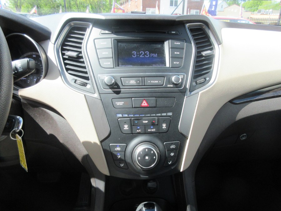 2018 Hyundai Santa Fe Sport 2.4L Auto photo