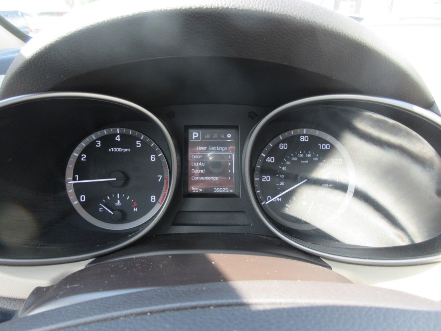 2018 Hyundai Santa Fe Sport 2.4L Auto photo