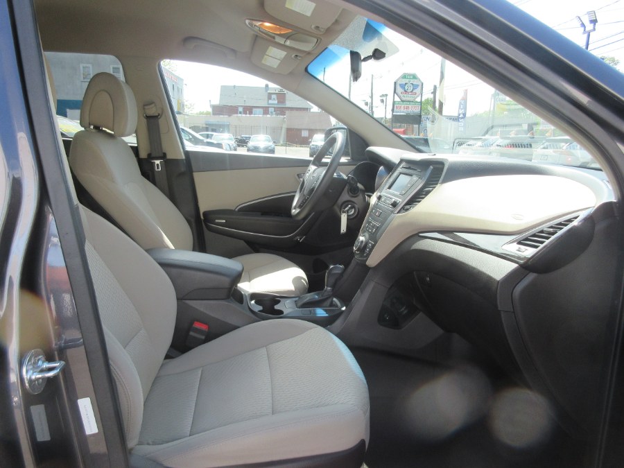 2018 Hyundai Santa Fe Sport 2.4L Auto photo