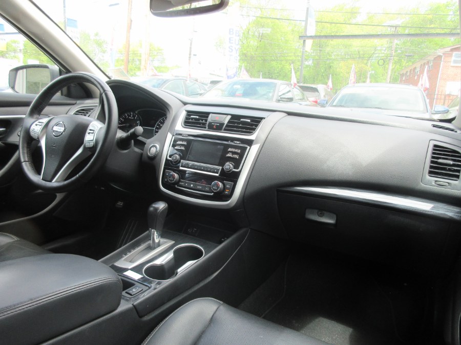 2018 Nissan Altima 2.5 SV Sedan, available for sale in Linden, New Jersey | Route 27 Auto Mall. Linden, New Jersey 2018 Nissan Altima 2.5 SV Sedan, available for sale in Linden, New Jersey | Route 27 Auto Mall. Linden, New Jersey