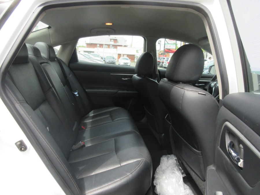2018 Nissan Altima 2.5 SV Sedan, available for sale in Linden, New Jersey | Route 27 Auto Mall. Linden, New Jersey 2018 Nissan Altima 2.5 SV Sedan, available for sale in Linden, New Jersey | Route 27 Auto Mall. Linden, New Jersey