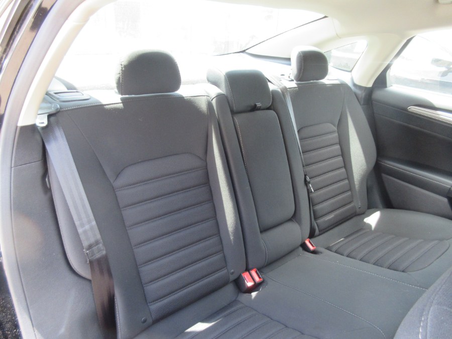 2017 Ford Fusion SE FWD, available for sale in Linden, New Jersey | Route 27 Auto Mall. Linden, New Jersey 2017 Ford Fusion SE FWD, available for sale in Linden, New Jersey | Route 27 Auto Mall. Linden, New Jersey
