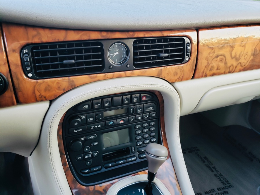 2001 Jaguar XJ 4dr Sdn L, available for sale in North Salem, New York | Meccanic Shop North Inc. North Salem, New York 2001 Jaguar XJ 4dr Sdn L, available for sale in North Salem, New York | Meccanic Shop North Inc. North Salem, New York