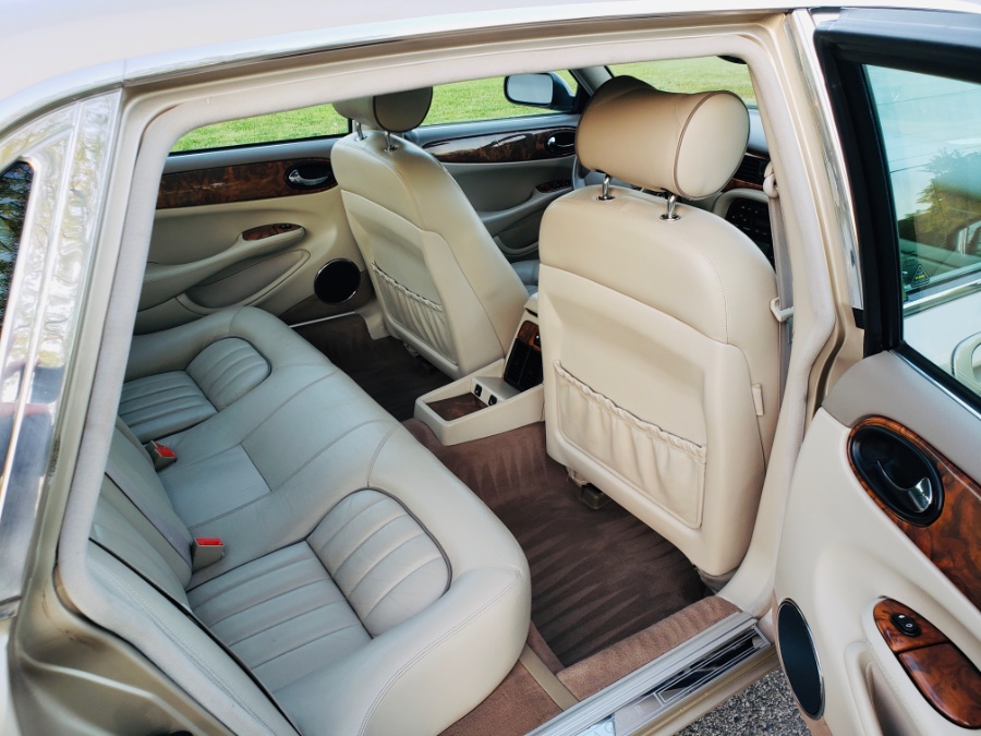 2001 Jaguar XJ 4dr Sdn L, available for sale in North Salem, New York | Meccanic Shop North Inc. North Salem, New York 2001 Jaguar XJ 4dr Sdn L, available for sale in North Salem, New York | Meccanic Shop North Inc. North Salem, New York
