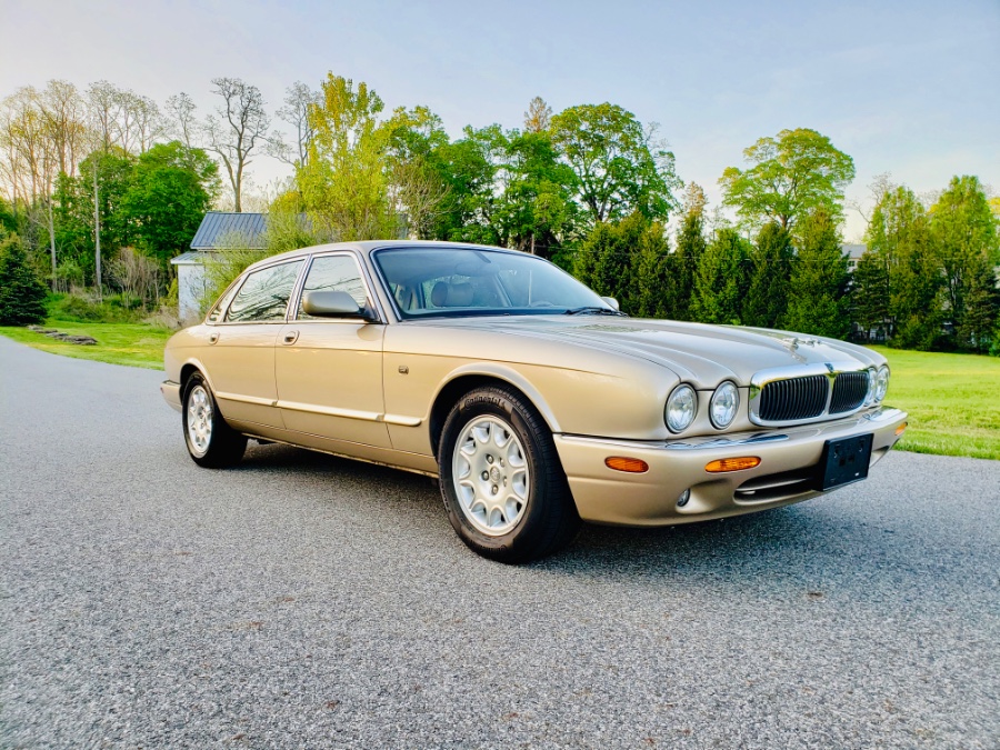 2001 Jaguar XJ 4dr Sdn L, available for sale in North Salem, New York | Meccanic Shop North Inc. North Salem, New York 2001 Jaguar XJ 4dr Sdn L, available for sale in North Salem, New York | Meccanic Shop North Inc. North Salem, New York