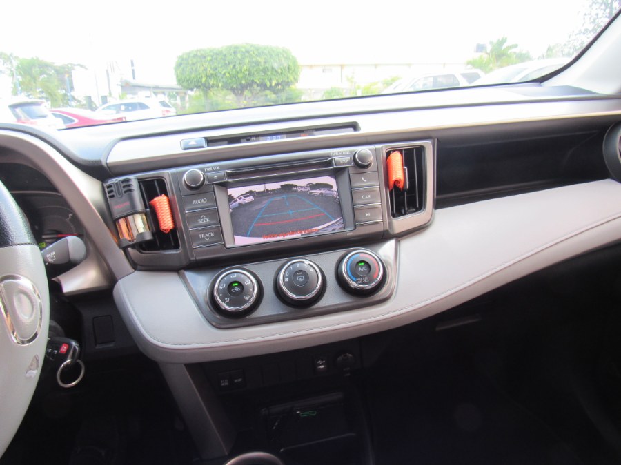 2013 Toyota RAV4 FWD 4dr LE (Natl), available for sale in San Francisco de Macoris Rd, Dominican Republic | Hilario Auto Import. San Francisco de Macoris Rd, Dominican Republic 2013 Toyota RAV4 FWD 4dr LE (Natl), available for sale in San Francisco de Macoris Rd, Dominican Republic | Hilario Auto Import. San Francisco de Macoris Rd, Dominican Republic