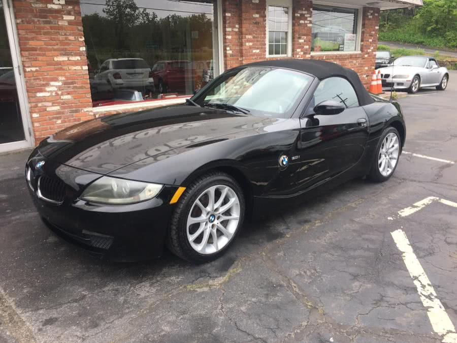 2006 BMW Z4 Z4 2dr Roadster 3.0i, available for sale in Naugatuck, Connecticut | Riverside Motorcars, LLC. Naugatuck, Connecticut
