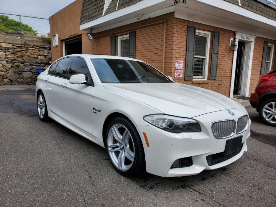 2011 BMW 5 Series 4dr Sdn 550i xDrive AWD, available for sale in Shelton, Connecticut | Center Motorsports LLC. Shelton, Connecticut