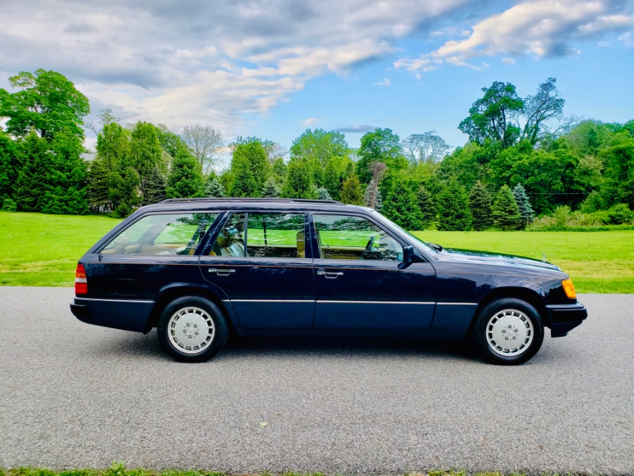 1993 Mercedes-Benz 300 Series 4dr Wagon 300TE 4matic Auto, available for sale in North Salem, New York | Meccanic Shop North Inc. North Salem, New York 1993 Mercedes-Benz 300 Series 4dr Wagon 300TE 4matic Auto, available for sale in North Salem, New York | Meccanic Shop North Inc. North Salem, New York