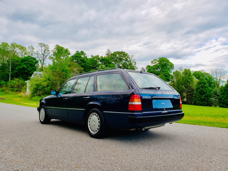 1993 Mercedes-Benz 300 Series 4dr Wagon 300TE 4matic Auto, available for sale in North Salem, New York | Meccanic Shop North Inc. North Salem, New York 1993 Mercedes-Benz 300 Series 4dr Wagon 300TE 4matic Auto, available for sale in North Salem, New York | Meccanic Shop North Inc. North Salem, New York