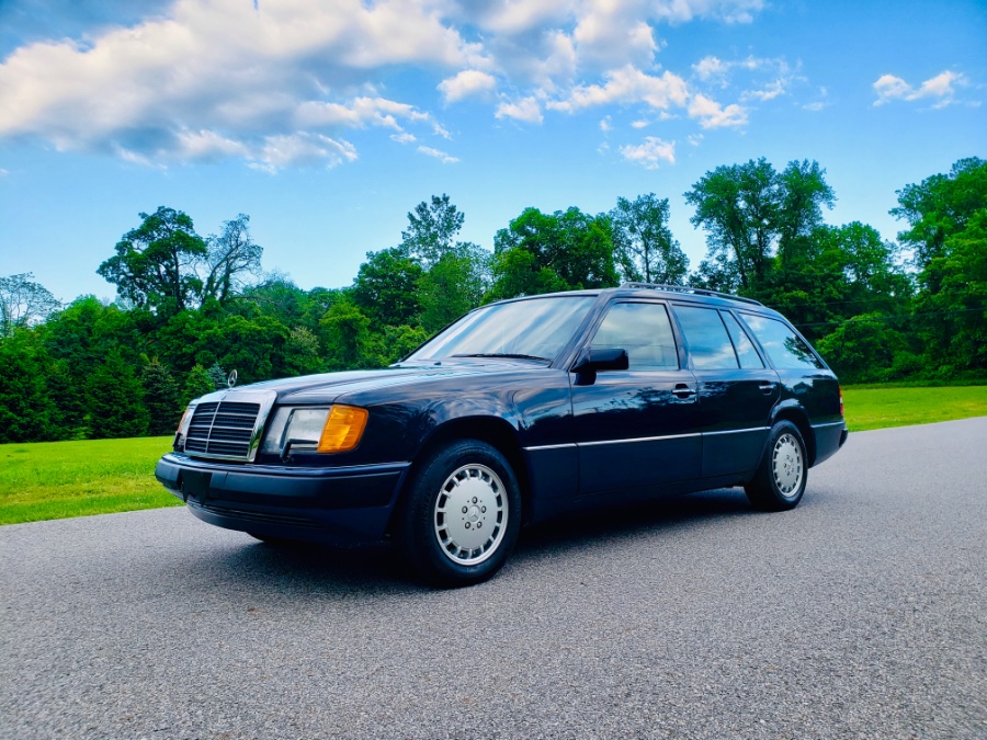 1993 Mercedes-Benz 300 Series 4dr Wagon 300TE 4matic Auto, available for sale in North Salem, New York | Meccanic Shop North Inc. North Salem, New York 1993 Mercedes-Benz 300 Series 4dr Wagon 300TE 4matic Auto, available for sale in North Salem, New York | Meccanic Shop North Inc. North Salem, New York