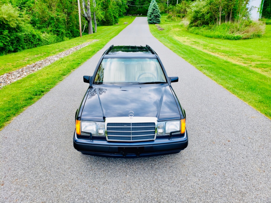 1993 Mercedes-Benz 300 Series 4dr Wagon 300TE 4matic Auto, available for sale in North Salem, New York | Meccanic Shop North Inc. North Salem, New York 1993 Mercedes-Benz 300 Series 4dr Wagon 300TE 4matic Auto, available for sale in North Salem, New York | Meccanic Shop North Inc. North Salem, New York