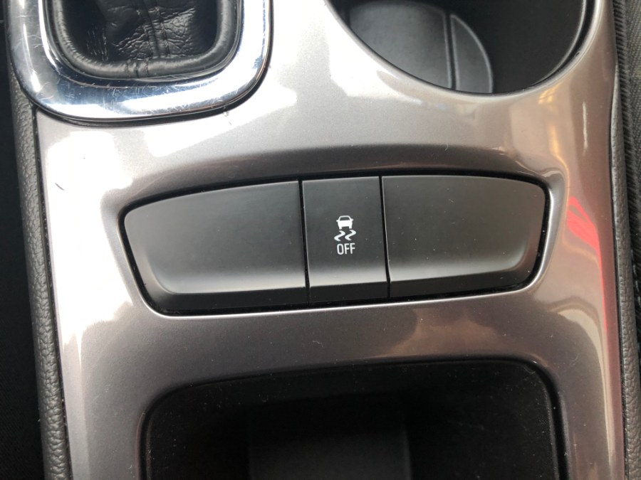 2016 Chevrolet Cruze 4dr Sdn Auto LT, available for sale in Bristol, Connecticut | Bristol Auto Center LLC. Bristol, Connecticut 2016 Chevrolet Cruze 4dr Sdn Auto LT, available for sale in Bristol, Connecticut | Bristol Auto Center LLC. Bristol, Connecticut