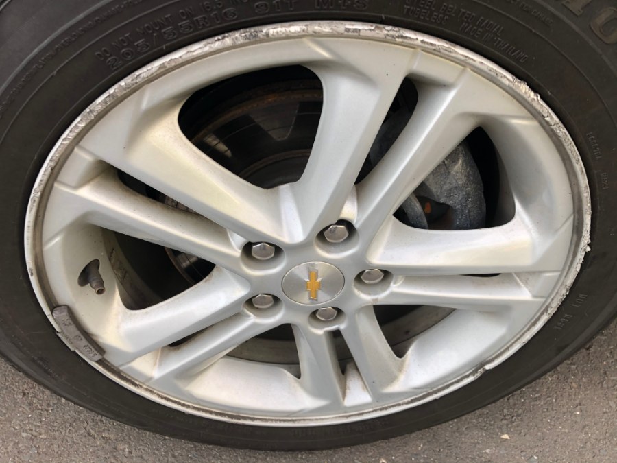 2016 Chevrolet Cruze 4dr Sdn Auto LT, available for sale in Bristol, Connecticut | Bristol Auto Center LLC. Bristol, Connecticut 2016 Chevrolet Cruze 4dr Sdn Auto LT, available for sale in Bristol, Connecticut | Bristol Auto Center LLC. Bristol, Connecticut