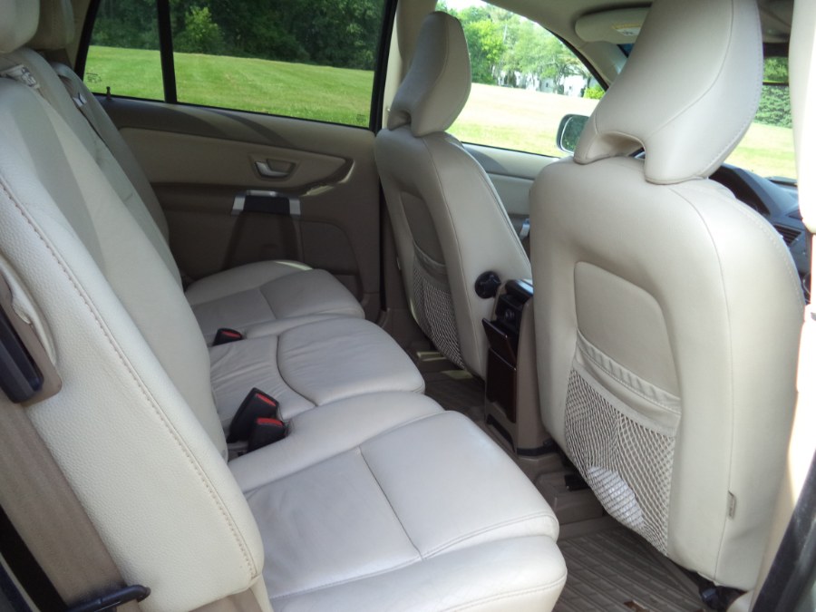 2010 Volvo XC90 3.2AWD, available for sale in Berlin, Connecticut | International Motorcars llc. Berlin, Connecticut 2010 Volvo XC90 3.2AWD, available for sale in Berlin, Connecticut | International Motorcars llc. Berlin, Connecticut