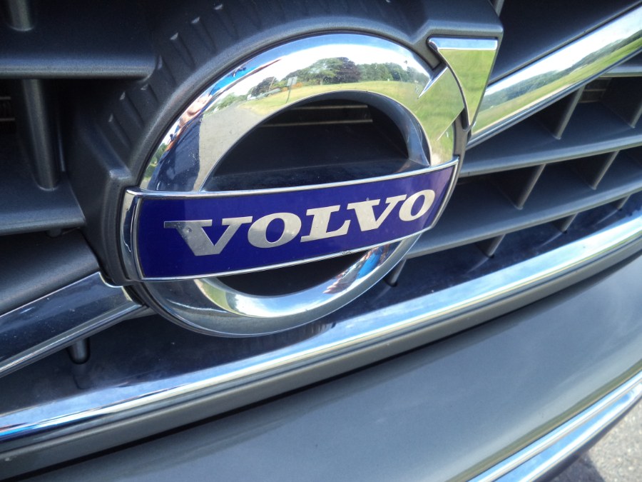 2010 Volvo XC90 3.2AWD, available for sale in Berlin, Connecticut | International Motorcars llc. Berlin, Connecticut 2010 Volvo XC90 3.2AWD, available for sale in Berlin, Connecticut | International Motorcars llc. Berlin, Connecticut