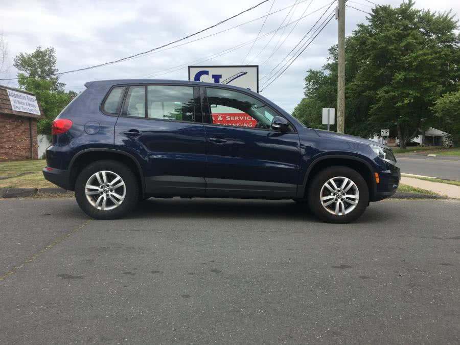 2013 Volkswagen Tiguan 2WD 4dr Auto SE w/Sunroof & Nav *Ltd Avail*, available for sale in Bristol, Connecticut | CJ Auto Mall. Bristol, Connecticut