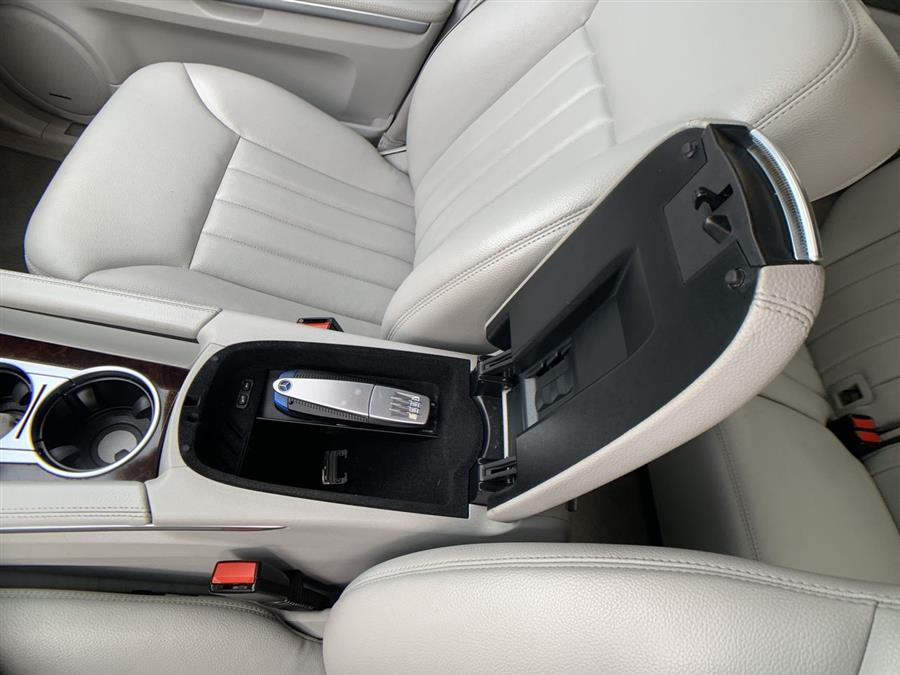 2008 Mercedes-Benz M-Class 4MATIC 4dr 5.5L, available for sale in Stratford, Connecticut | Wiz Leasing Inc. Stratford, Connecticut 2008 Mercedes-Benz M-Class 4MATIC 4dr 5.5L, available for sale in Stratford, Connecticut | Wiz Leasing Inc. Stratford, Connecticut