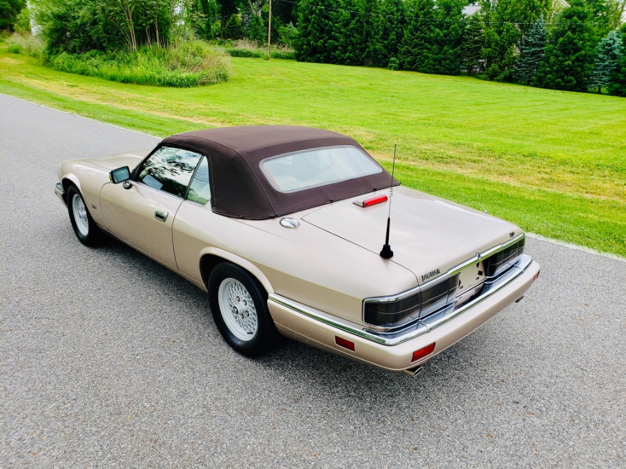 1994 Jaguar XJS 2dr Convertible 4.0L, available for sale in North Salem, New York | Meccanic Shop North Inc. North Salem, New York 1994 Jaguar XJS 2dr Convertible 4.0L, available for sale in North Salem, New York | Meccanic Shop North Inc. North Salem, New York