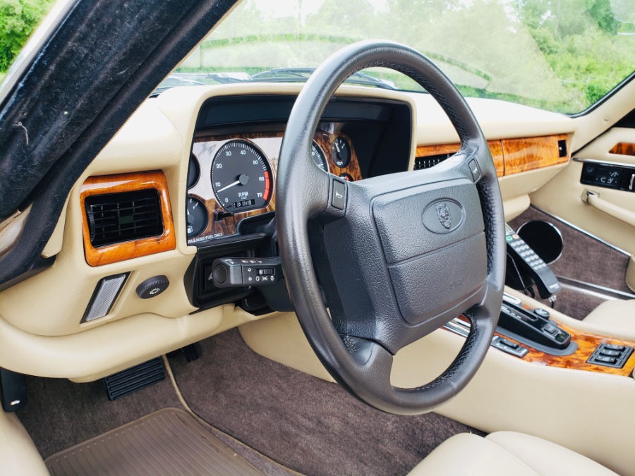1994 Jaguar XJS 2dr Convertible 4.0L, available for sale in North Salem, New York | Meccanic Shop North Inc. North Salem, New York 1994 Jaguar XJS 2dr Convertible 4.0L, available for sale in North Salem, New York | Meccanic Shop North Inc. North Salem, New York