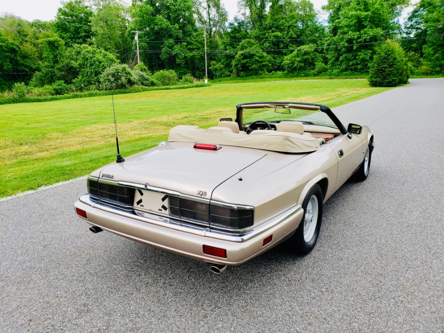 1994 Jaguar XJS 2dr Convertible 4.0L, available for sale in North Salem, New York | Meccanic Shop North Inc. North Salem, New York 1994 Jaguar XJS 2dr Convertible 4.0L, available for sale in North Salem, New York | Meccanic Shop North Inc. North Salem, New York