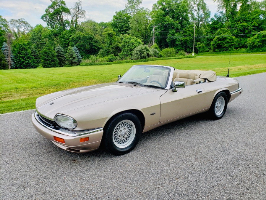 1994 Jaguar XJS 2dr Convertible 4.0L, available for sale in North Salem, New York | Meccanic Shop North Inc. North Salem, New York 1994 Jaguar XJS 2dr Convertible 4.0L, available for sale in North Salem, New York | Meccanic Shop North Inc. North Salem, New York