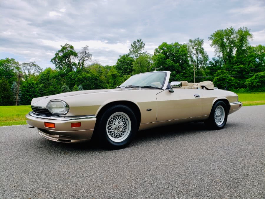 1994 Jaguar XJS 2dr Convertible 4.0L, available for sale in North Salem, New York | Meccanic Shop North Inc. North Salem, New York 1994 Jaguar XJS 2dr Convertible 4.0L, available for sale in North Salem, New York | Meccanic Shop North Inc. North Salem, New York