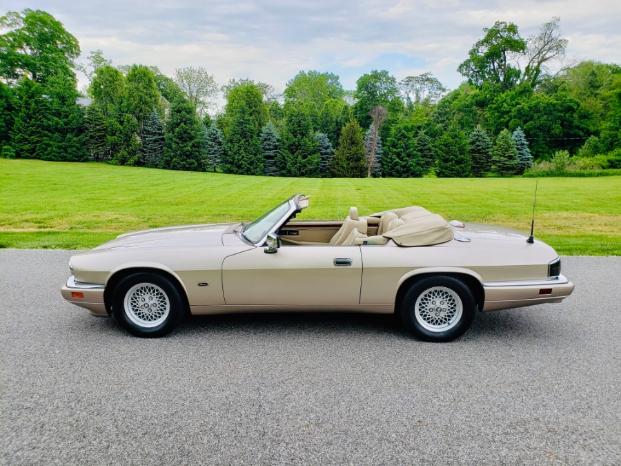 1994 Jaguar XJS 2dr Convertible 4.0L, available for sale in North Salem, New York | Meccanic Shop North Inc. North Salem, New York 1994 Jaguar XJS 2dr Convertible 4.0L, available for sale in North Salem, New York | Meccanic Shop North Inc. North Salem, New York