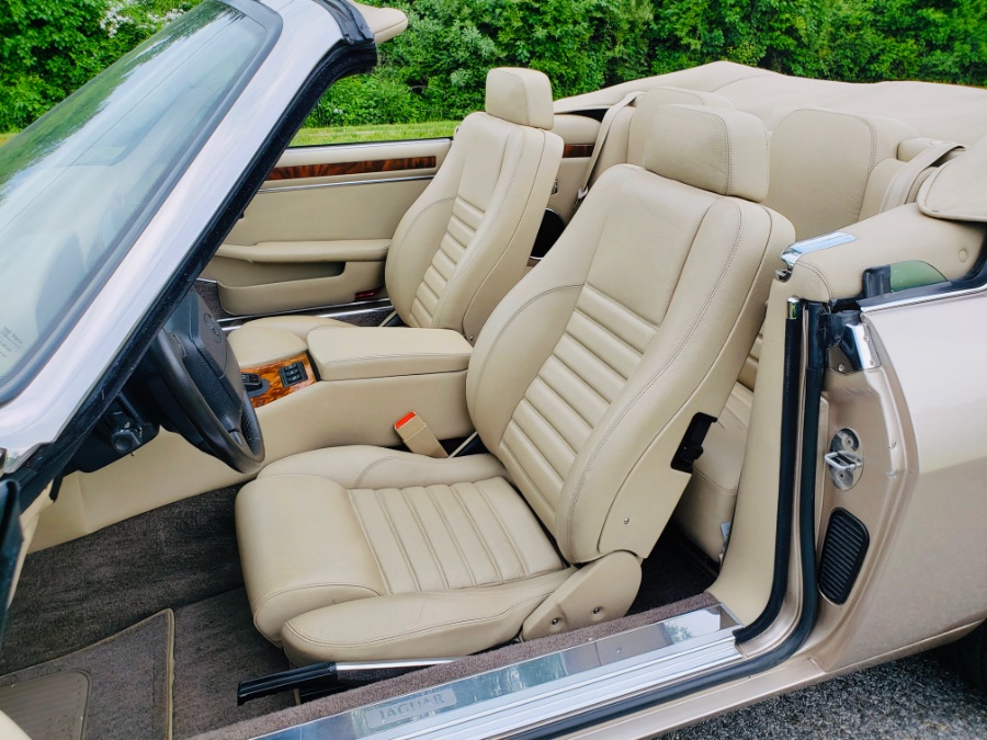 1994 Jaguar XJS 2dr Convertible 4.0L, available for sale in North Salem, New York | Meccanic Shop North Inc. North Salem, New York 1994 Jaguar XJS 2dr Convertible 4.0L, available for sale in North Salem, New York | Meccanic Shop North Inc. North Salem, New York