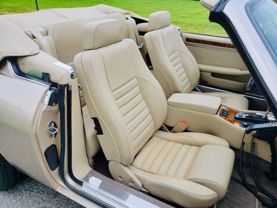 1994 Jaguar XJS 2dr Convertible 4.0L, available for sale in North Salem, New York | Meccanic Shop North Inc. North Salem, New York 1994 Jaguar XJS 2dr Convertible 4.0L, available for sale in North Salem, New York | Meccanic Shop North Inc. North Salem, New York