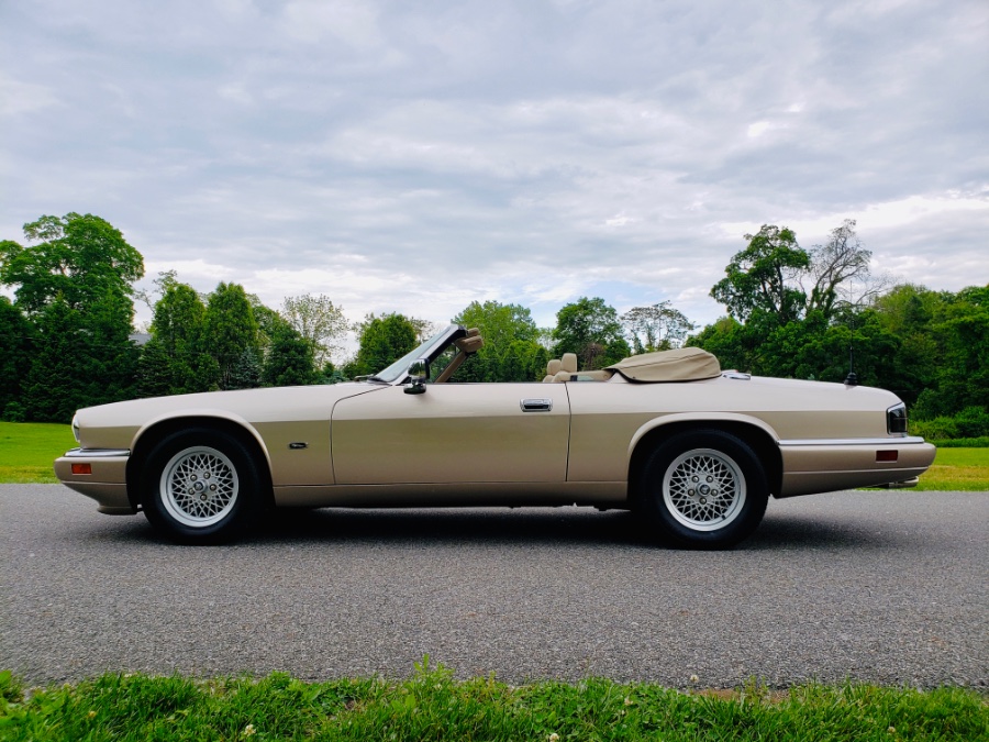 1994 Jaguar XJS 2dr Convertible 4.0L, available for sale in North Salem, New York | Meccanic Shop North Inc. North Salem, New York 1994 Jaguar XJS 2dr Convertible 4.0L, available for sale in North Salem, New York | Meccanic Shop North Inc. North Salem, New York