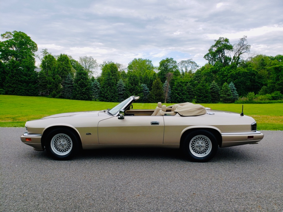 1994 Jaguar XJS 2dr Convertible 4.0L, available for sale in North Salem, New York | Meccanic Shop North Inc. North Salem, New York 1994 Jaguar XJS 2dr Convertible 4.0L, available for sale in North Salem, New York | Meccanic Shop North Inc. North Salem, New York