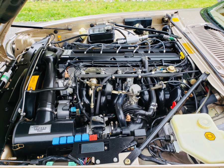 1994 Jaguar XJS 2dr Convertible 4.0L, available for sale in North Salem, New York | Meccanic Shop North Inc. North Salem, New York 1994 Jaguar XJS 2dr Convertible 4.0L, available for sale in North Salem, New York | Meccanic Shop North Inc. North Salem, New York