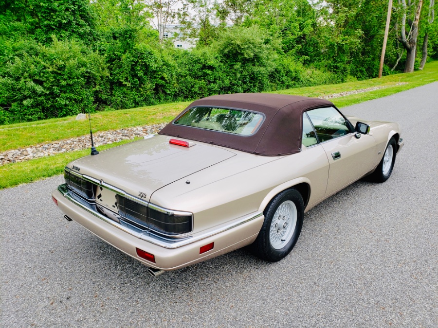 1994 Jaguar XJS 2dr Convertible 4.0L, available for sale in North Salem, New York | Meccanic Shop North Inc. North Salem, New York 1994 Jaguar XJS 2dr Convertible 4.0L, available for sale in North Salem, New York | Meccanic Shop North Inc. North Salem, New York