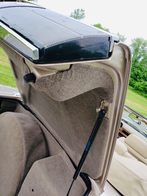 1994 Jaguar XJS 2dr Convertible 4.0L, available for sale in North Salem, New York | Meccanic Shop North Inc. North Salem, New York 1994 Jaguar XJS 2dr Convertible 4.0L, available for sale in North Salem, New York | Meccanic Shop North Inc. North Salem, New York