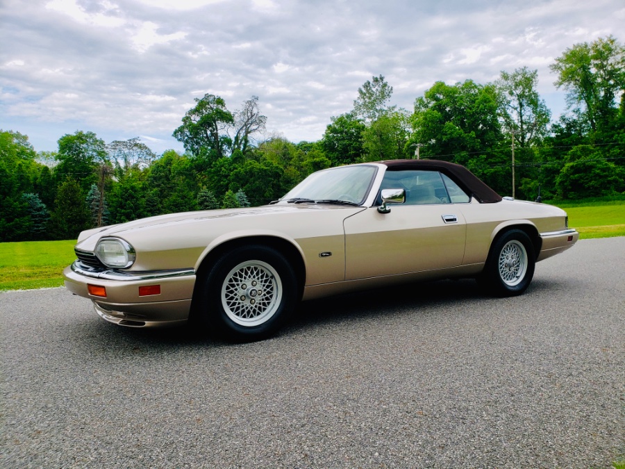1994 Jaguar XJS 2dr Convertible 4.0L, available for sale in North Salem, New York | Meccanic Shop North Inc. North Salem, New York 1994 Jaguar XJS 2dr Convertible 4.0L, available for sale in North Salem, New York | Meccanic Shop North Inc. North Salem, New York