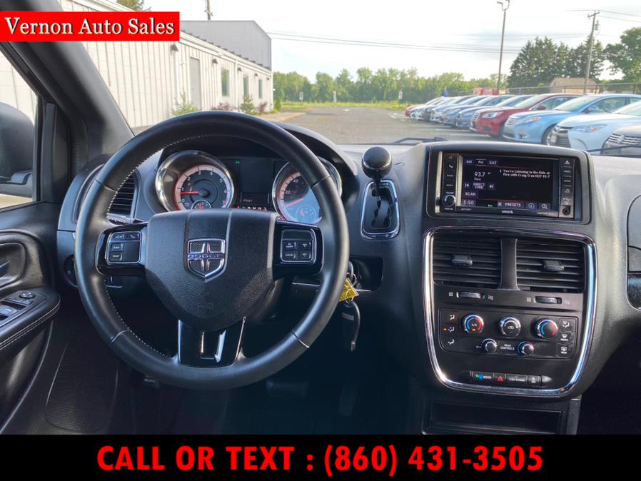 2015 Dodge Grand Caravan 4dr Wgn SE, available for sale in Manchester, Connecticut | Vernon Auto Sale & Service. Manchester, Connecticut 2015 Dodge Grand Caravan 4dr Wgn SE, available for sale in Manchester, Connecticut | Vernon Auto Sale & Service. Manchester, Connecticut