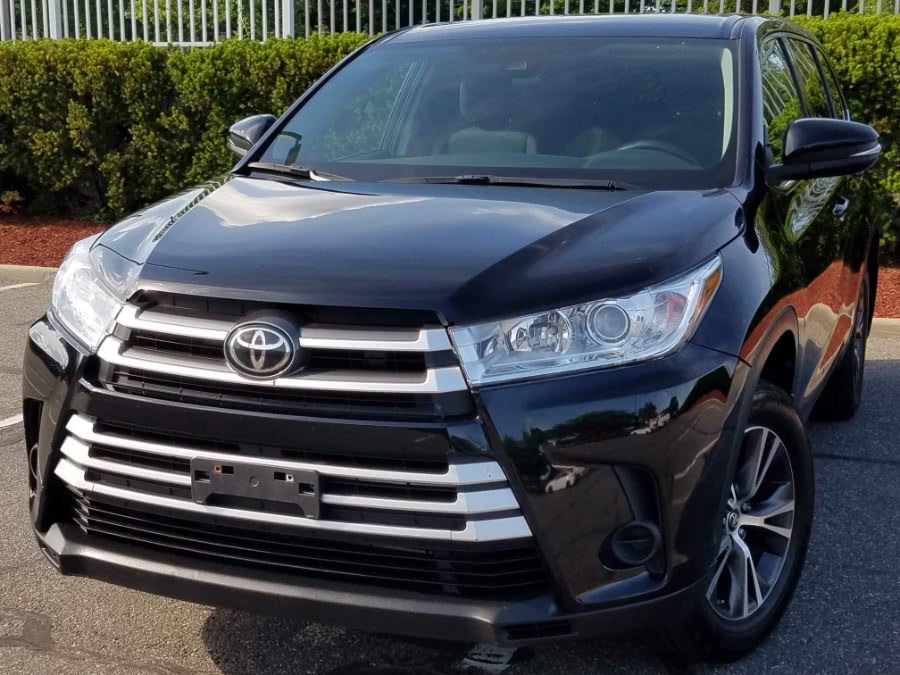2017 Toyota Highlander LE AWD w/Back-up Camera ,Lane Departure Warning,Bluetooth,3rd Row, available for sale in Queens, NY