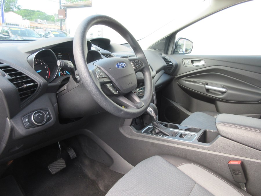2018 Ford Escape SE FWD, available for sale in Linden, New Jersey | Route 27 Auto Mall. Linden, New Jersey 2018 Ford Escape SE FWD, available for sale in Linden, New Jersey | Route 27 Auto Mall. Linden, New Jersey