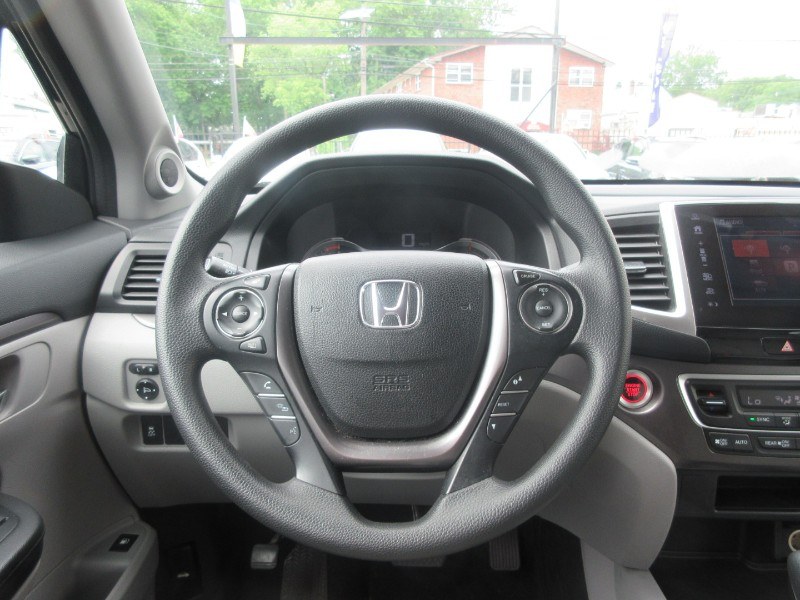 2017 Honda Pilot EX AWD, available for sale in Linden, New Jersey | Route 27 Auto Mall. Linden, New Jersey 2017 Honda Pilot EX AWD, available for sale in Linden, New Jersey | Route 27 Auto Mall. Linden, New Jersey